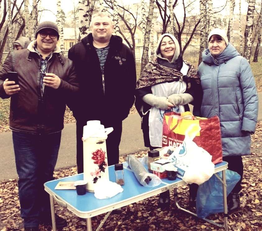 Социальное служение, волонтеры
